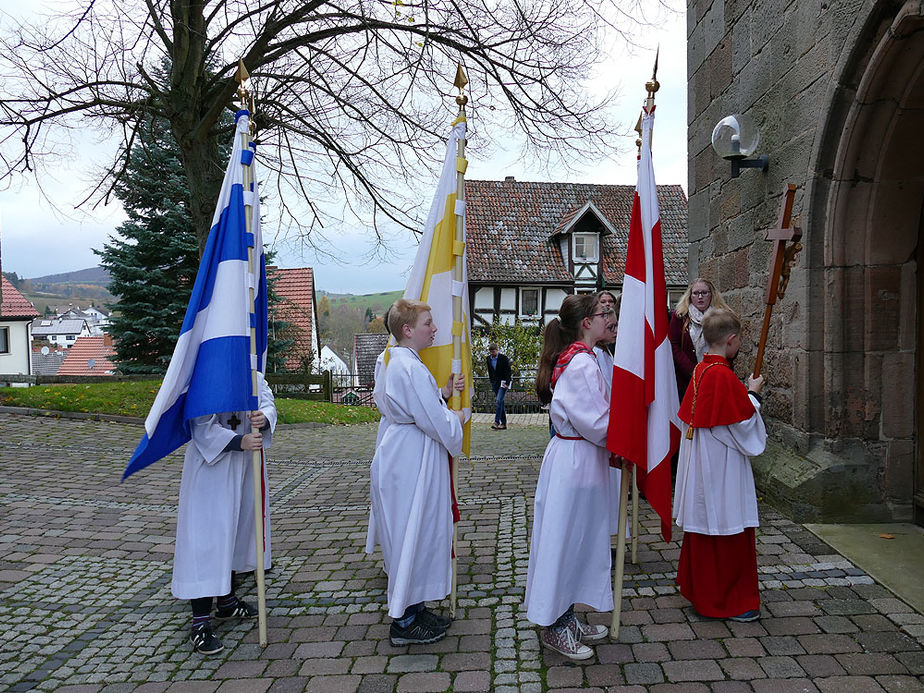 Firmung 2017 in Naumburg (Foto: Karl-Franz Thiede)